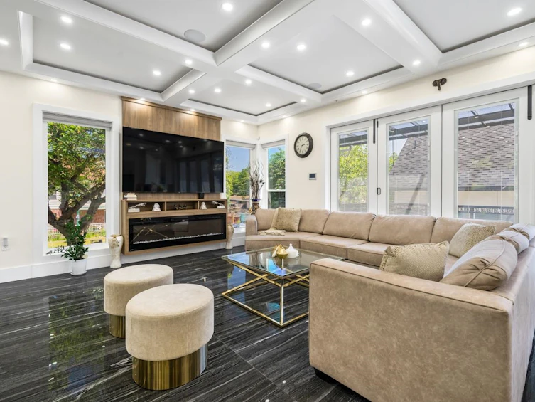 2798 E 43rd Avenue, Vancouver, BC, V5R 2Y9 - 6