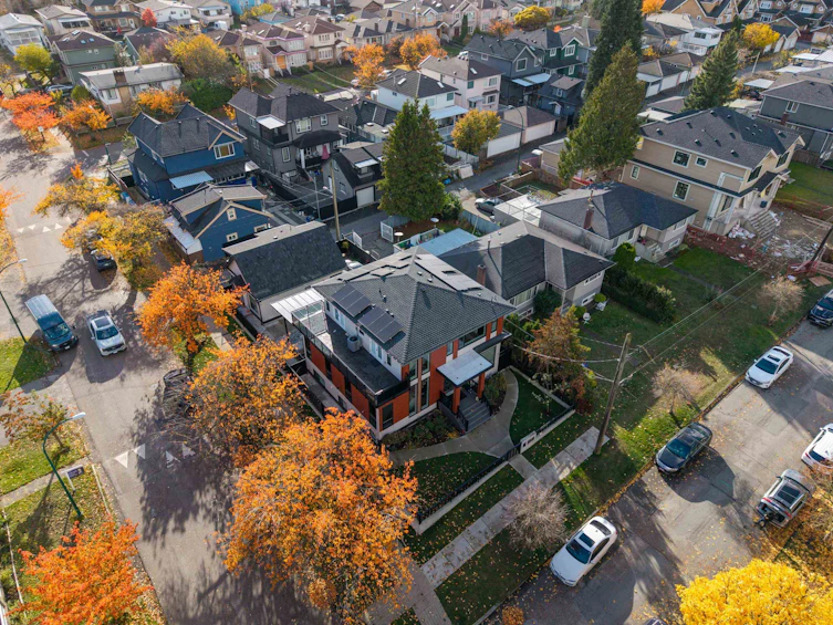 2798 E 43rd Avenue, Vancouver, BC, V5R 2Y9 - 37