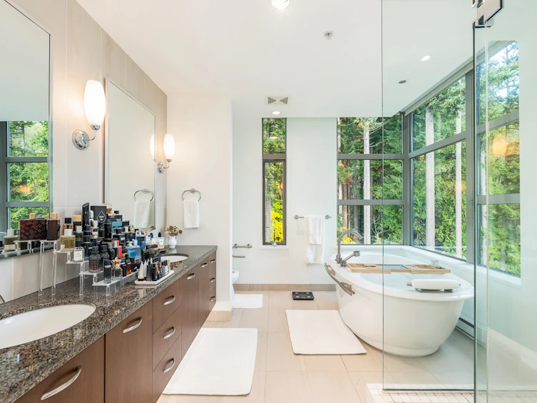 1101-3335 Cypress Place, West Vancouver, BC, V7S 3J8 - 13