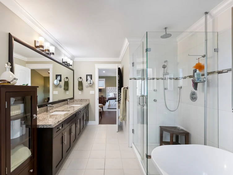 8049 211a Street, Langley, BC, V2Y 0J5 - 25