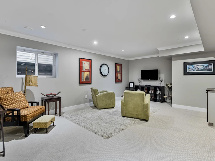 8049 211a Street, Langley, BC, V2Y 0J5 - 29