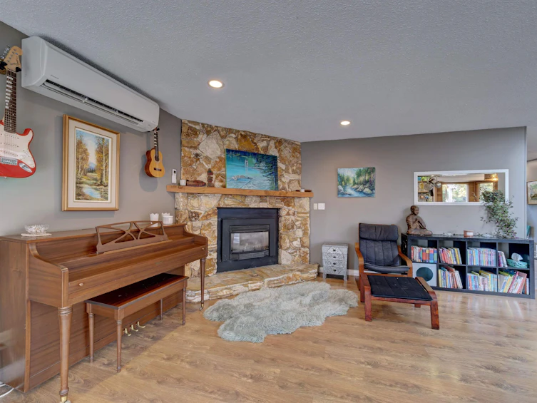 143 Pratt Road, Gibsons, BC, V0N 1V3 - 17