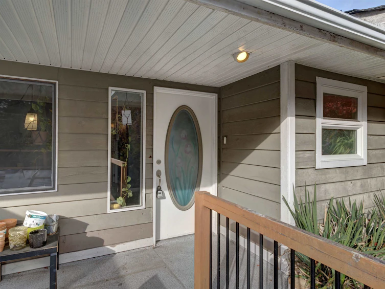 143 Pratt Road, Gibsons, BC, V0N 1V3 - 2