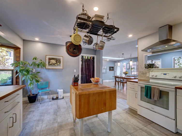 143 Pratt Road, Gibsons, BC, V0N 1V3 - 8