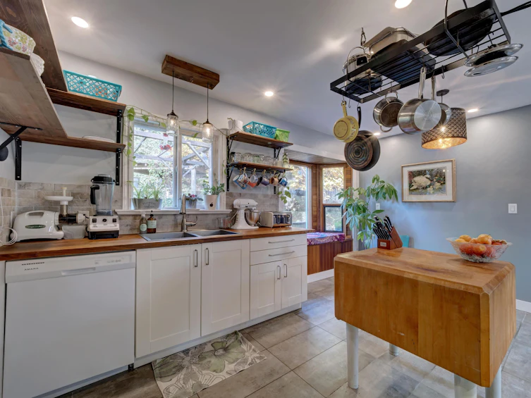 143 Pratt Road, Gibsons, BC, V0N 1V3 - 9