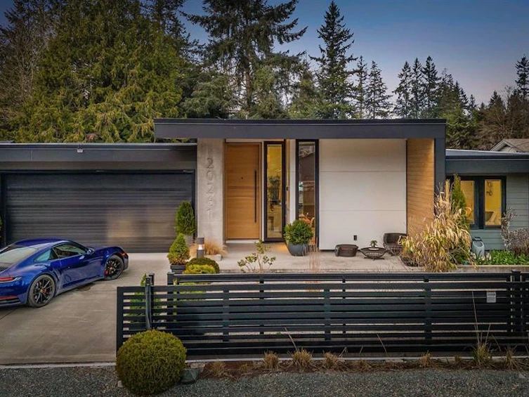 20261 41 Avenue, Langley, BC, V3A 2Z3