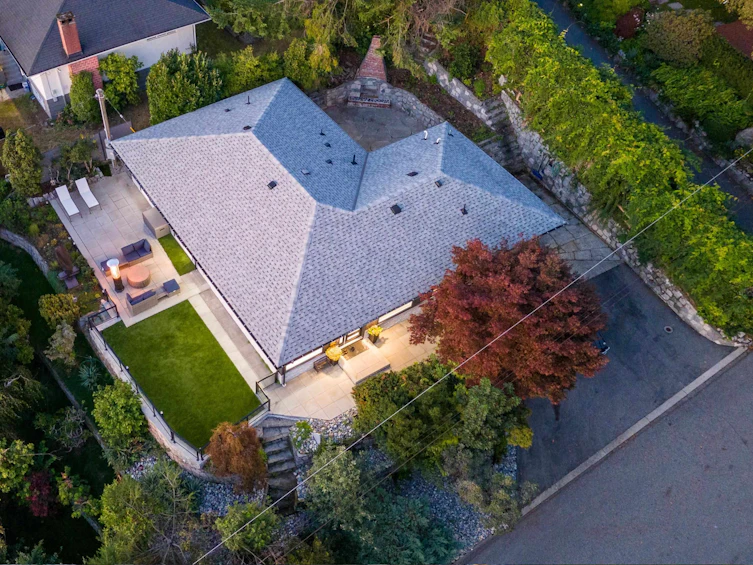 3812 Dalkeith Drive, North Vancouver, BC, V7N 3N6 - 23