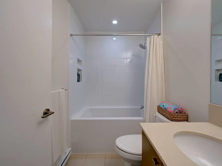 5917 Beachgate Lane, Sechelt, BC, V7Z 0S3 - 21