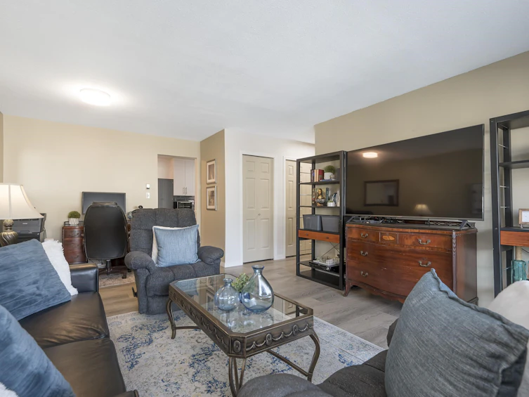 110-32823 Landeau Place, Abbotsford, BC, V2S 6S6 - 7