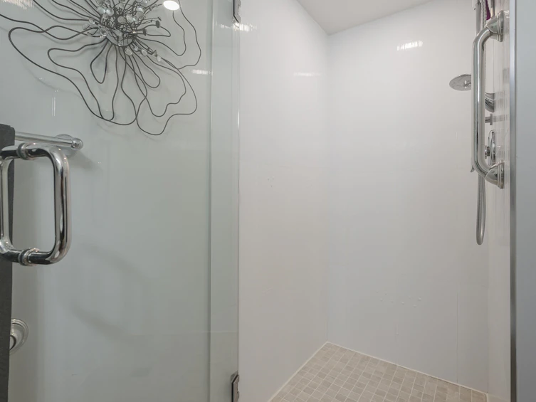 110-32823 Landeau Place, Abbotsford, BC, V2S 6S6 - 16