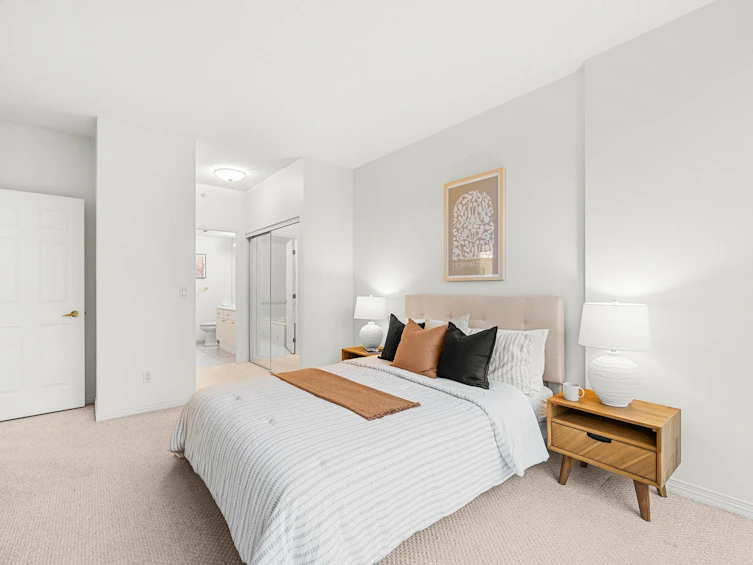1201-160 W Keith Road, North Vancouver, BC, V7M 3M2 - 16