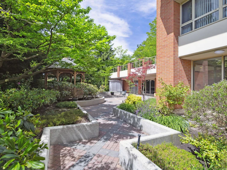 1201-160 W Keith Road, North Vancouver, BC, V7M 3M2 - 34