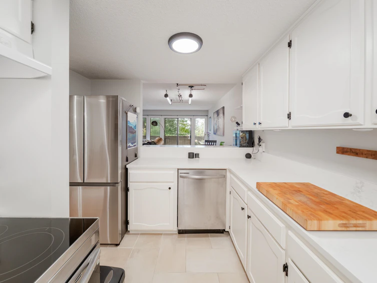 7-7305 Montecito Drive, Burnaby, BC, V5A 1R2 - 9