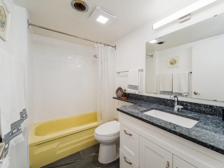 2004-1251 Cardero Street, Vancouver, BC, V6G 2H9 - 18