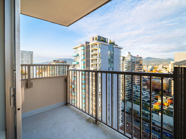 2004-1251 Cardero Street, Vancouver, BC, V6G 2H9 - 19