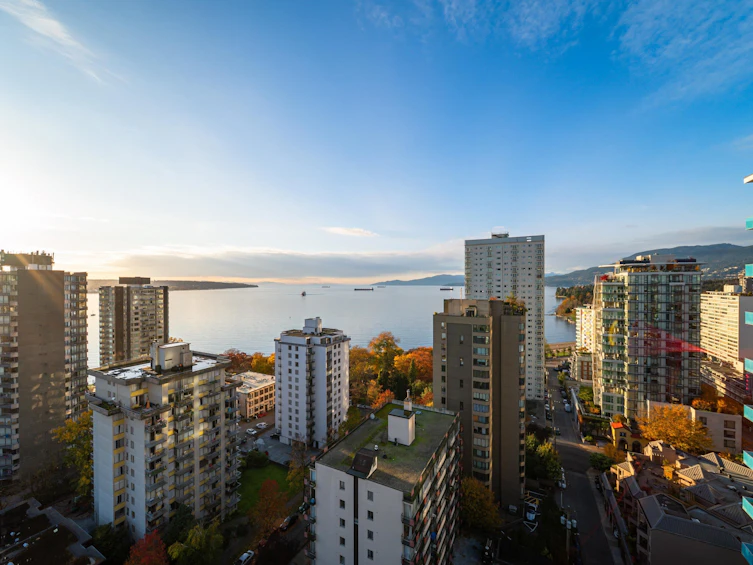 2004-1251 Cardero Street, Vancouver, BC, V6G 2H9 - 2