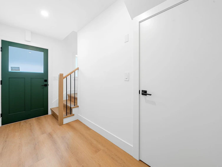 2526 Mcgill Street, Vancouver, BC, V5K 1H1 - 5