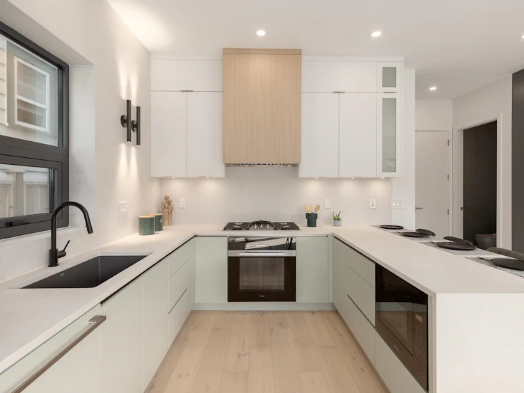 2-3186 W 11th Avenue, Vancouver, BC, V6K 2M7 - 5