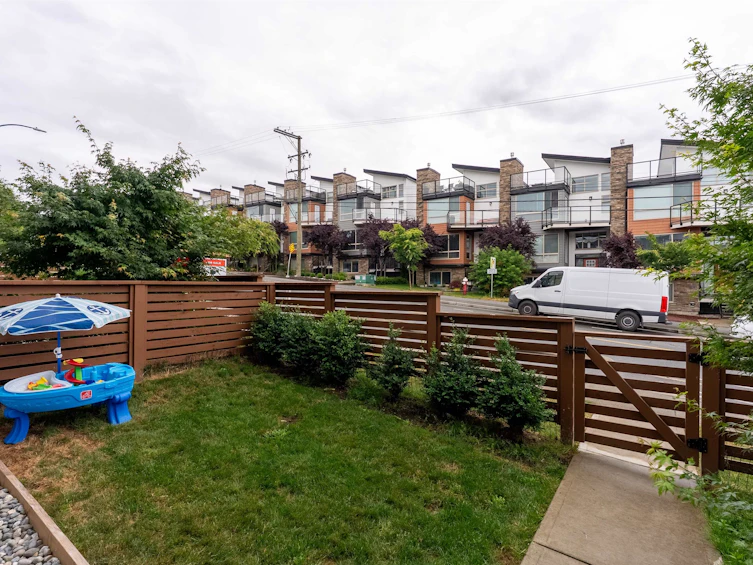 21-23183 136 Avenue, Maple Ridge, BC, V4R 0H9 - 22
