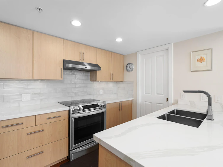2103-290 Newport Drive, Port Moody, BC, V3H 5N2 - 7