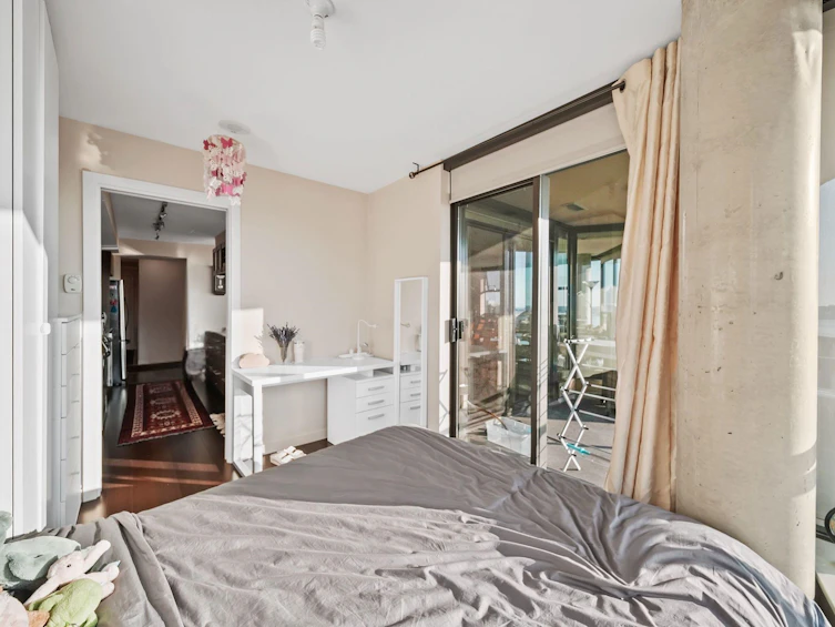 805-683 W Victoria Park, North Vancouver, BC, V7M 0A2 - 26
