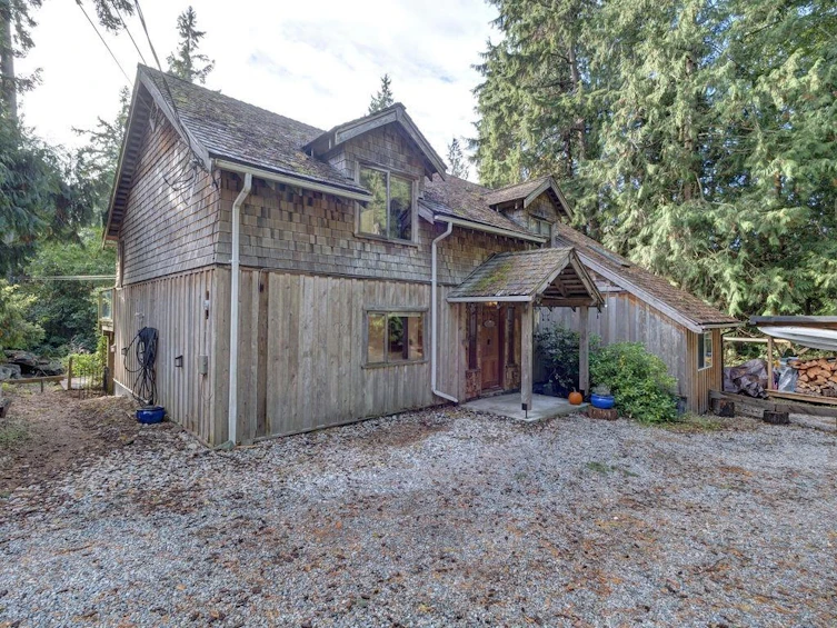 1321 Marlene Road, Roberts Creek, BC, V0N 2W2 - 32