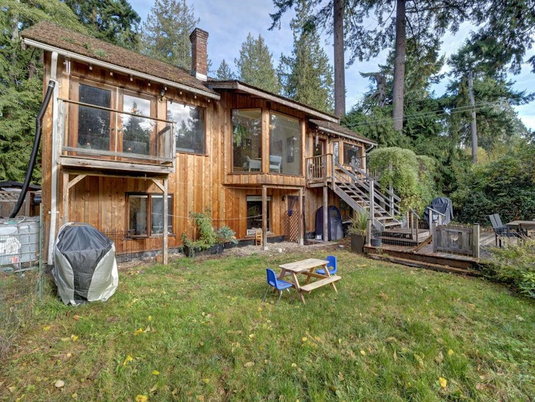 1321 Marlene Road, Roberts Creek, BC, V0N 2W2 - 28