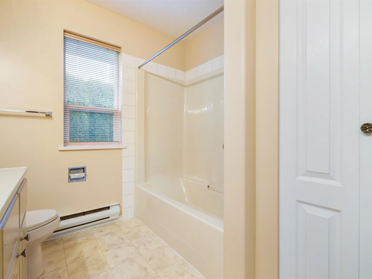 6114 S Gale Avenue, Sechelt, BC, V7Z 0P9 - 29