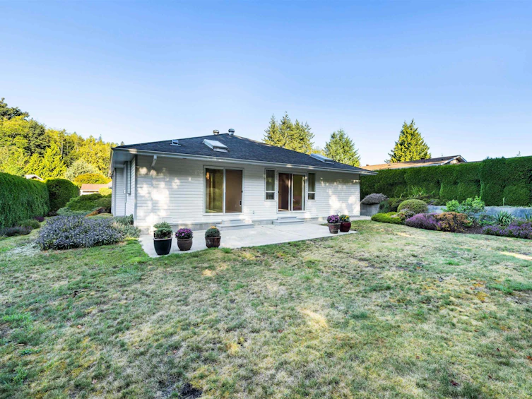 6114 S Gale Avenue, Sechelt, BC, V7Z 0P9 - 4