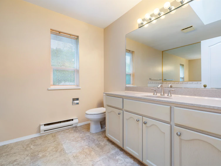 6114 S Gale Avenue, Sechelt, BC, V7Z 0P9 - 24
