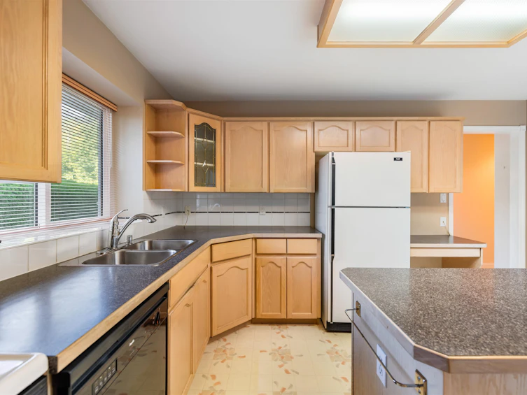 6114 S Gale Avenue, Sechelt, BC, V7Z 0P9 - 21