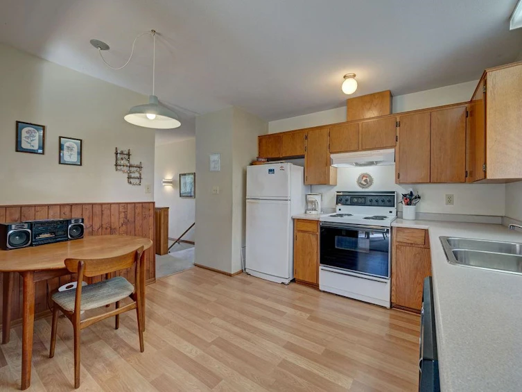5642 Nickerson Road, Sechelt, BC, V7Z 0M6 - 19