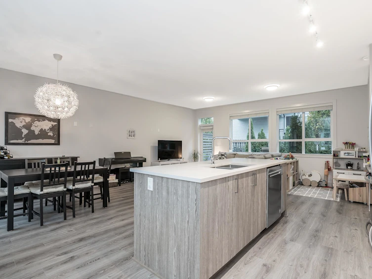 91-9688 162a Street, Surrey, BC, V4N 6V3 - 5