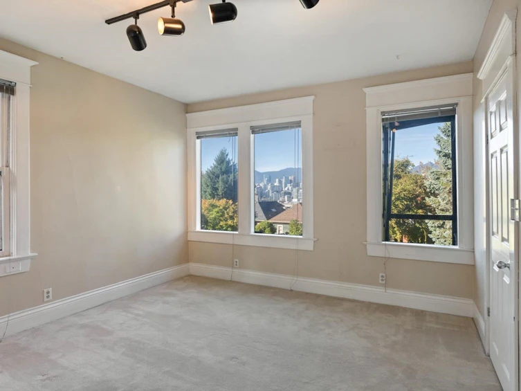 31 W 11th Avenue, Vancouver, BC, V5Y 1S6 - 23