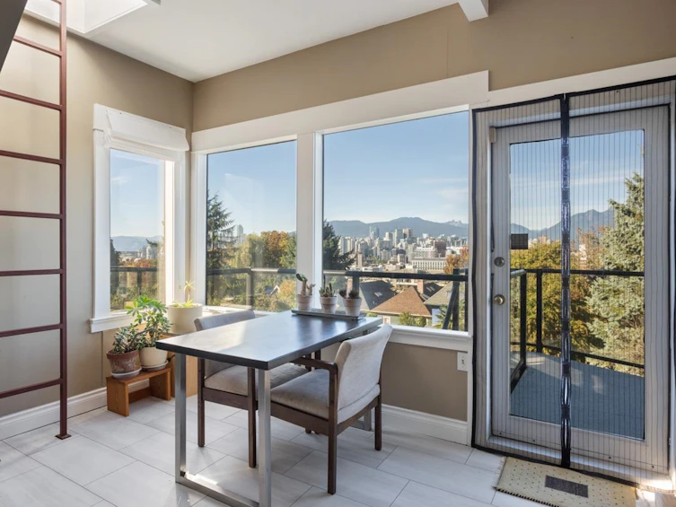 31 W 11th Avenue, Vancouver, BC, V5Y 1S6 - 5