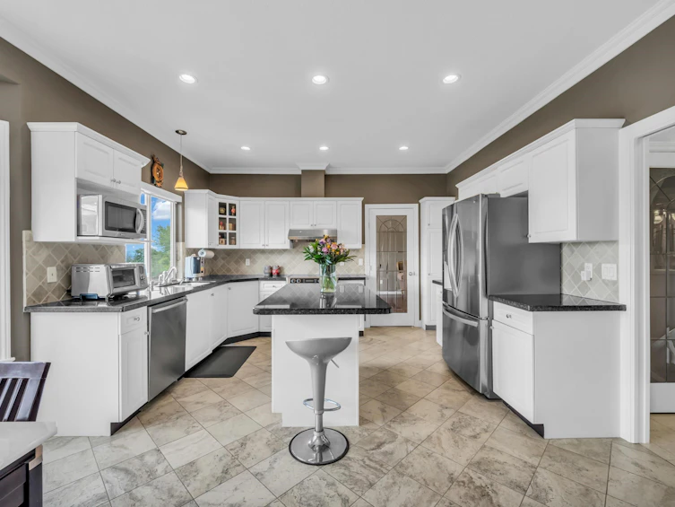 7548 Sequoia Road, Burnaby, BC, V3N 4W9 - 18