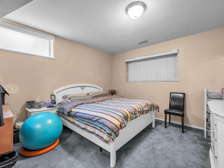 7548 Sequoia Road, Burnaby, BC, V3N 4W9 - 31