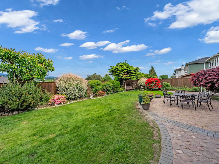 7548 Sequoia Road, Burnaby, BC, V3N 4W9 - 34