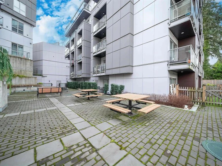 109-9689 140 Street, Surrey, BC, V3T 0P3 - 23