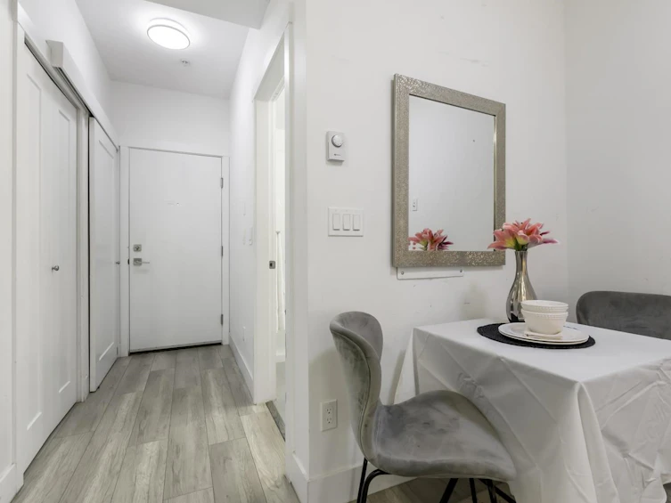 109-9689 140 Street, Surrey, BC, V3T 0P3 - 9
