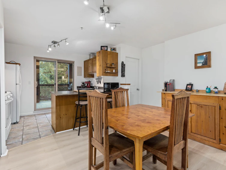 2-1447 Vine Road, Pemberton, BC, V0N 2L1 - 9