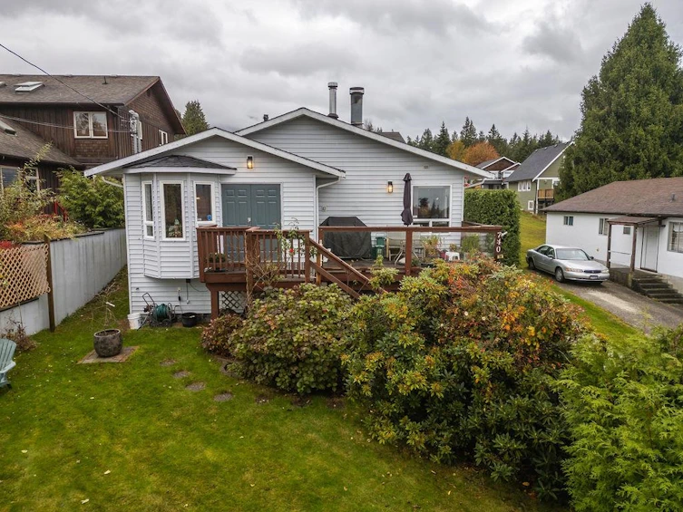 740 Hillcrest Road, Gibsons, BC, V0N 1V9 - 24