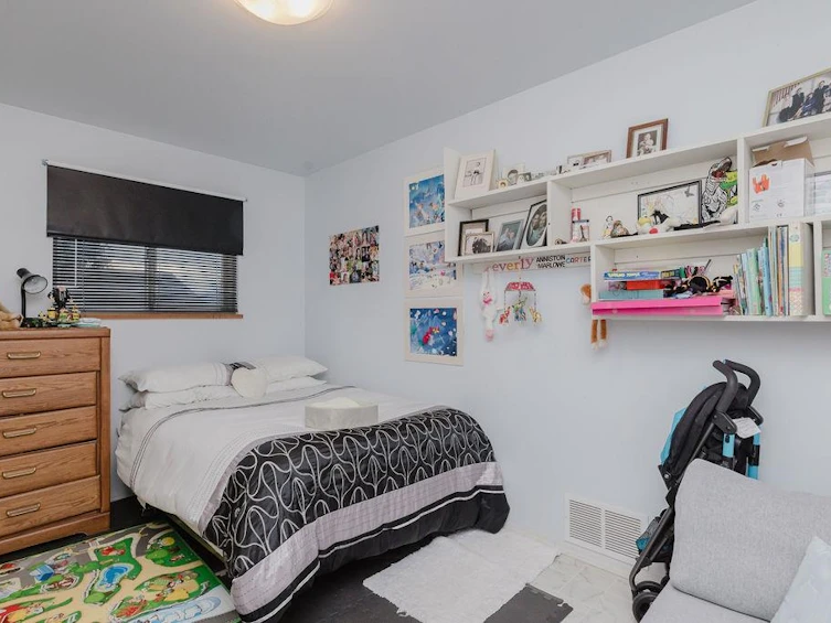 740 Hillcrest Road, Gibsons, BC, V0N 1V9 - 12