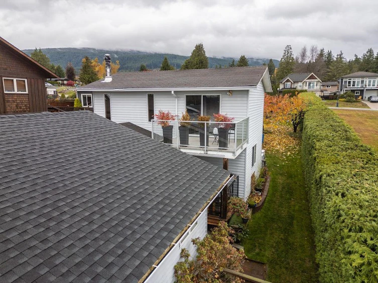 740 Hillcrest Road, Gibsons, BC, V0N 1V9 - 5