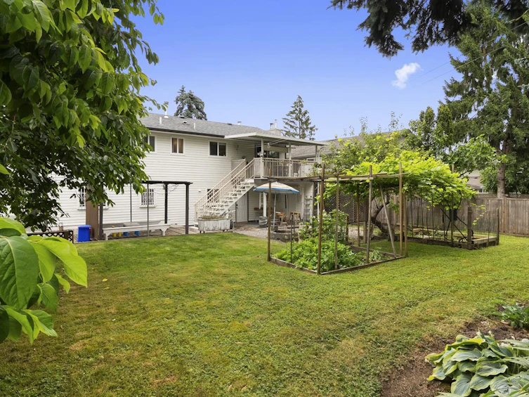 14409 Chartwell Drive, Surrey, BC, V3S 5E1 - 32
