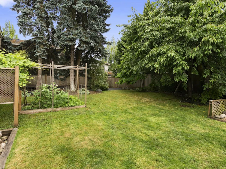 14409 Chartwell Drive, Surrey, BC, V3S 5E1 - 33