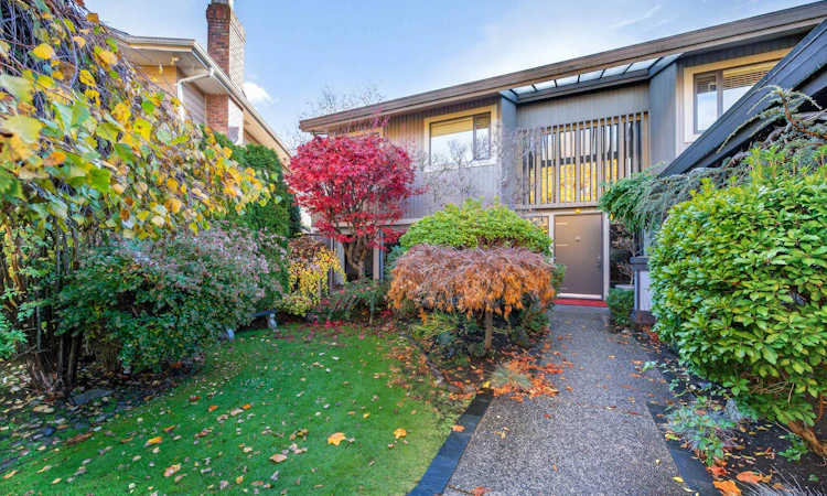5891 Laurelwood Court