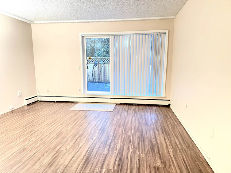 116-7240 Lindsay Road, Richmond, BC, V7C 3M6 - 3