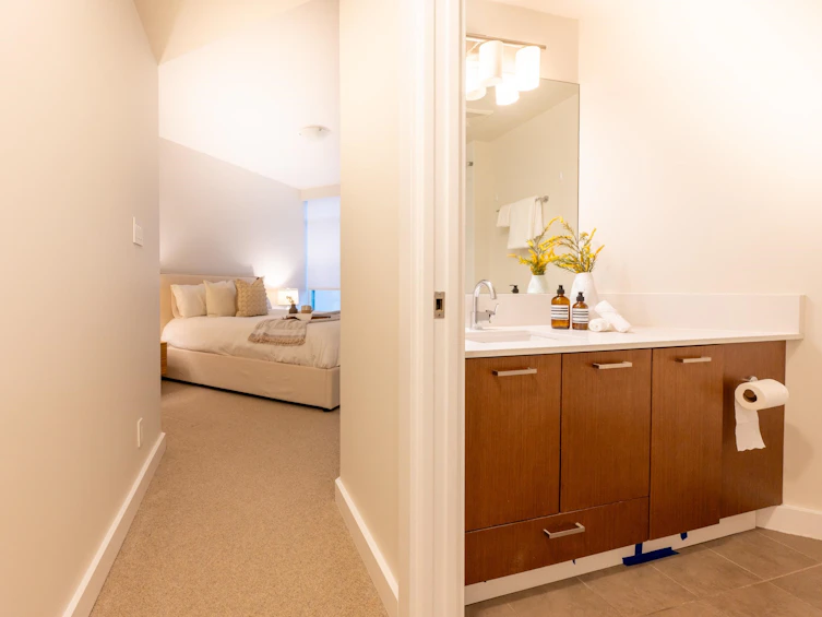 1707-1372 Seymour Street, Vancouver, BC, V6B 0L1 - 11