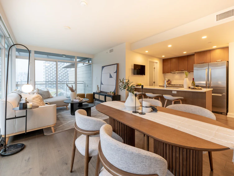 1707-1372 Seymour Street, Vancouver, BC, V6B 0L1 - 2